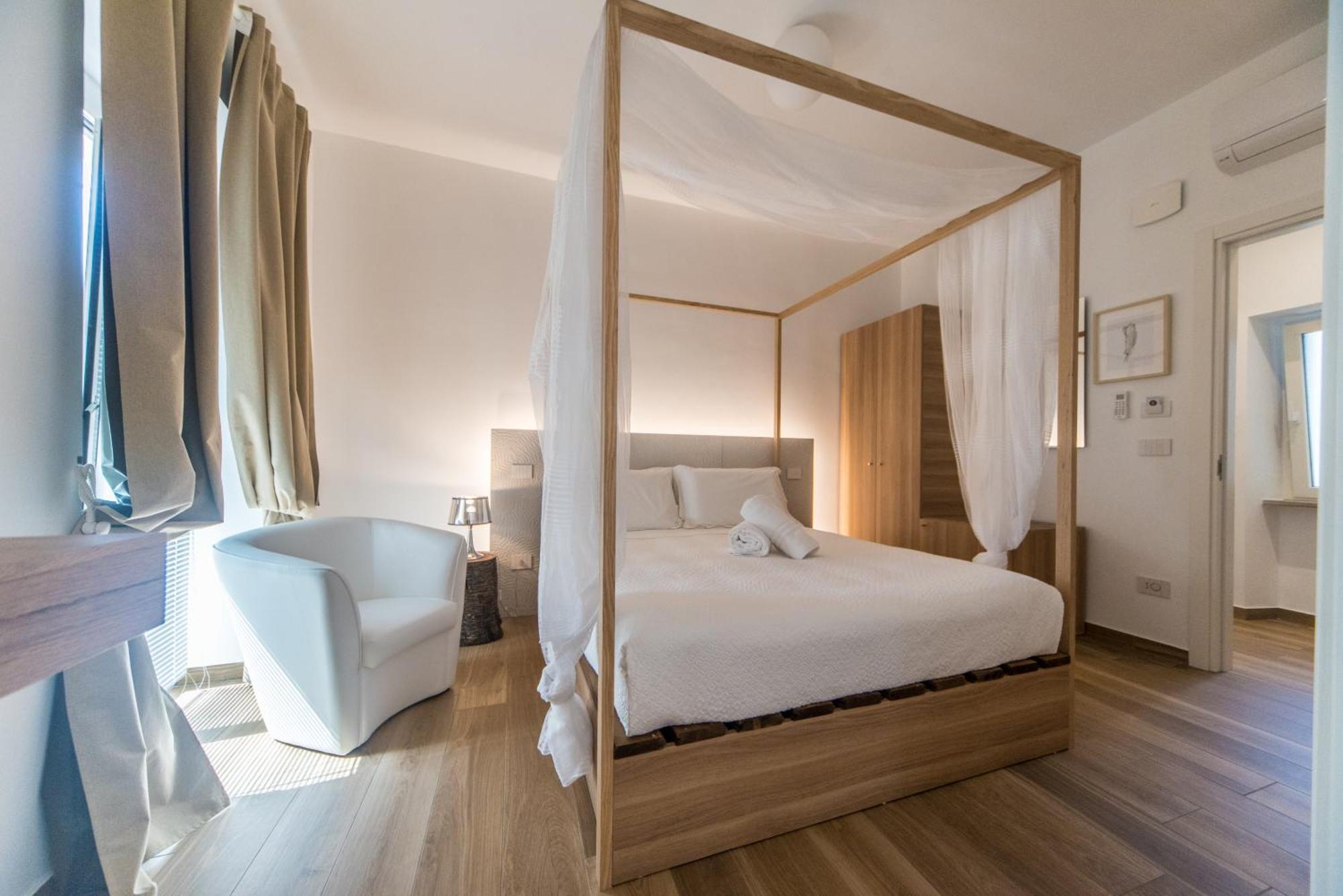Suite Santa Chiara Trani Room photo