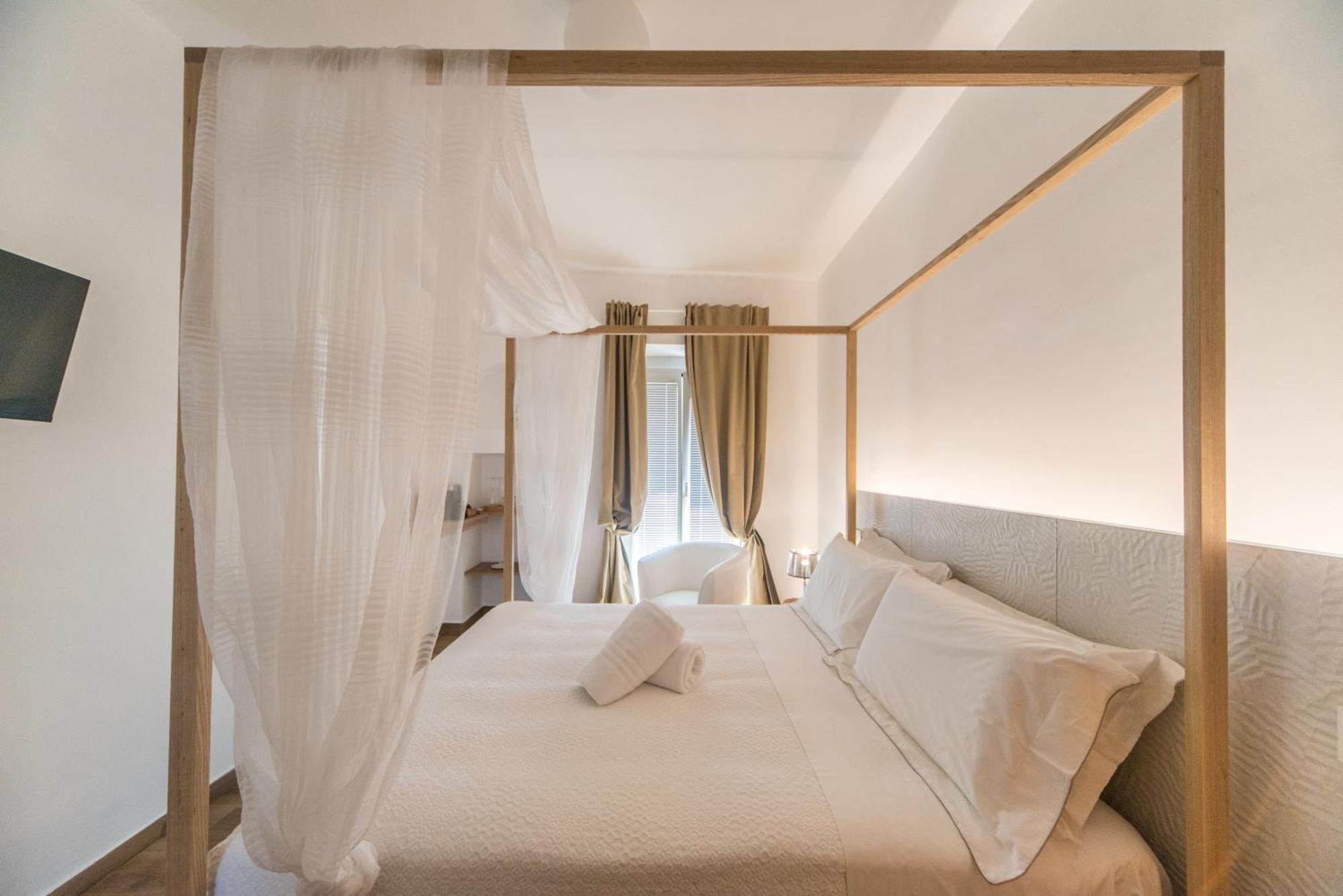 Suite Santa Chiara Trani Exterior photo