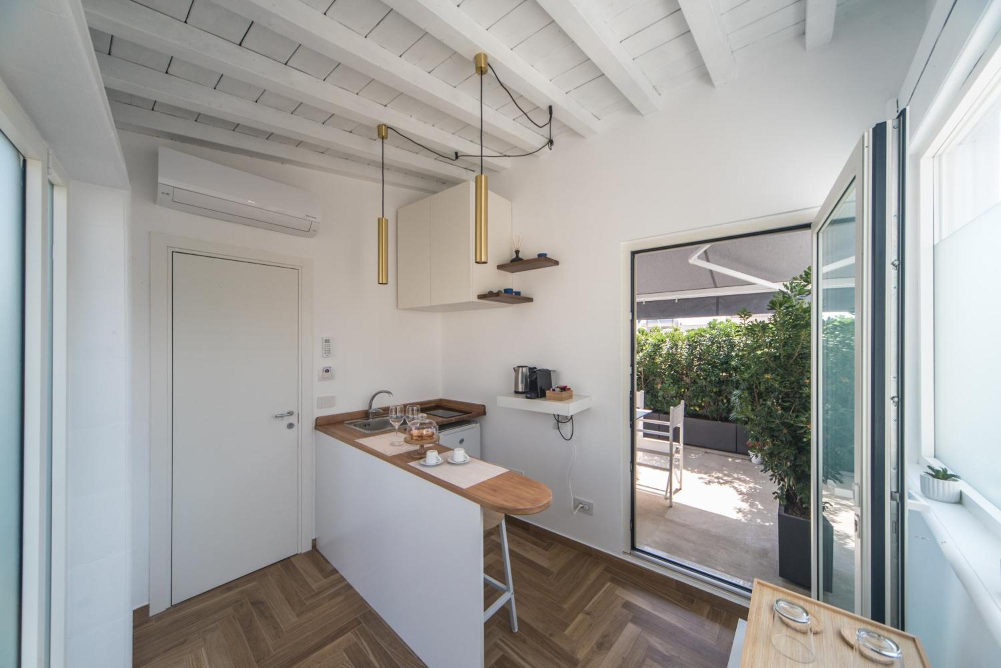 Suite Santa Chiara Trani Exterior photo